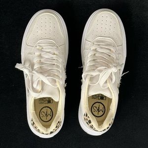 White lace-up sneakers w/ cheetah / leopard print patch on sides and back